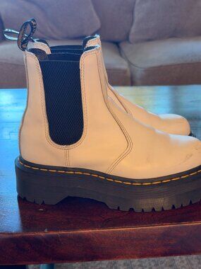 Dr. Martens 2976 Quad Chelsea Boots WHITE
